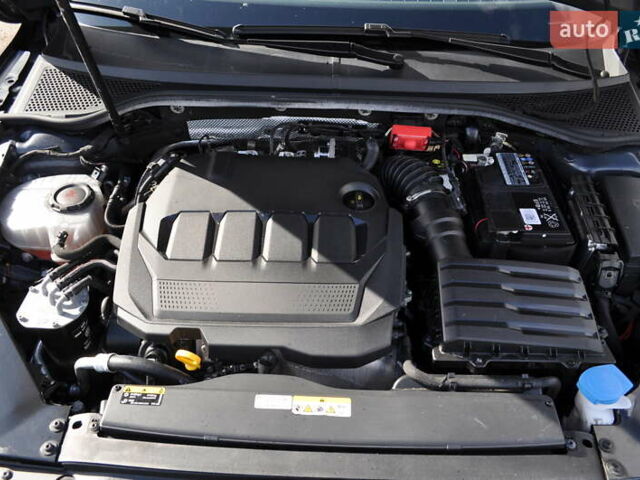 Черный Фольксваген Пассат, объемом двигателя 1.97 л и пробегом 152 тыс. км за 26500 $, фото 28 на Automoto.ua