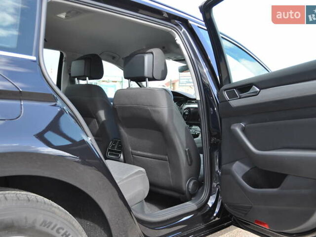 Черный Фольксваген Пассат, объемом двигателя 1.97 л и пробегом 152 тыс. км за 26500 $, фото 39 на Automoto.ua