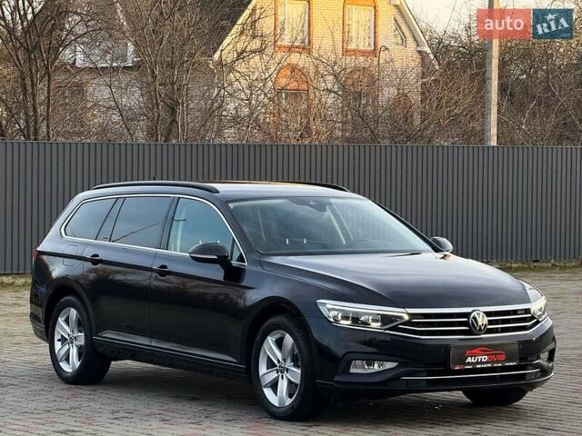 Черный Фольксваген Пассат, объемом двигателя 2 л и пробегом 221 тыс. км за 22999 $, фото 1 на Automoto.ua