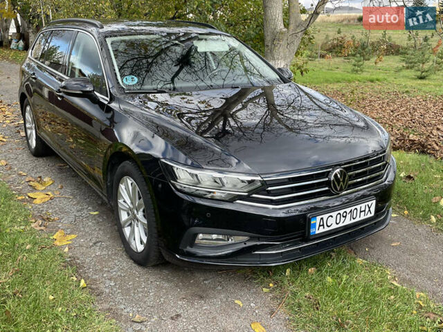 Черный Фольксваген Пассат, объемом двигателя 2 л и пробегом 205 тыс. км за 19999 $, фото 1 на Automoto.ua
