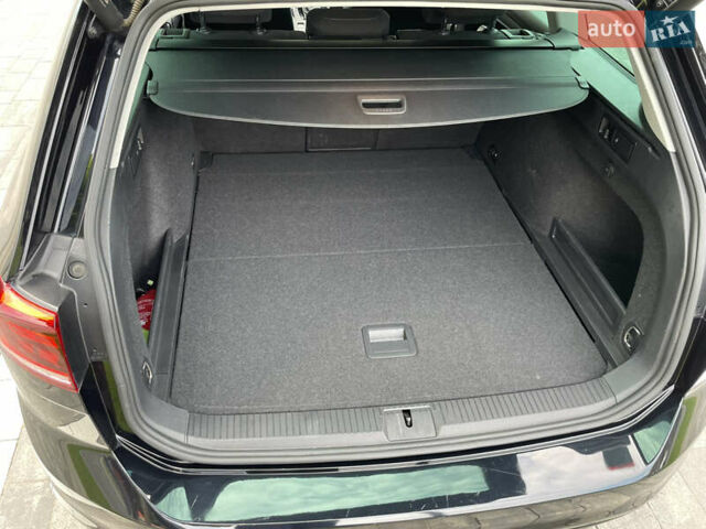 Черный Фольксваген Пассат, объемом двигателя 2 л и пробегом 205 тыс. км за 19999 $, фото 21 на Automoto.ua