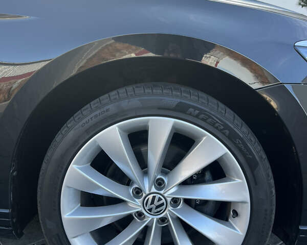 Черный Фольксваген Пассат, объемом двигателя 1.97 л и пробегом 211 тыс. км за 24490 $, фото 19 на Automoto.ua