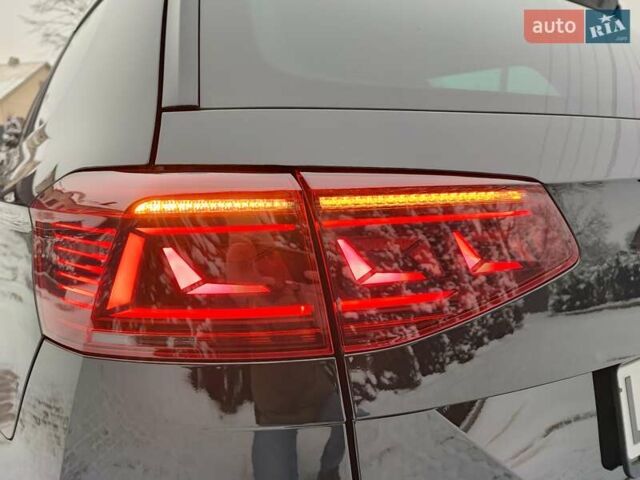 Черный Фольксваген Пассат, объемом двигателя 2 л и пробегом 123 тыс. км за 28900 $, фото 7 на Automoto.ua