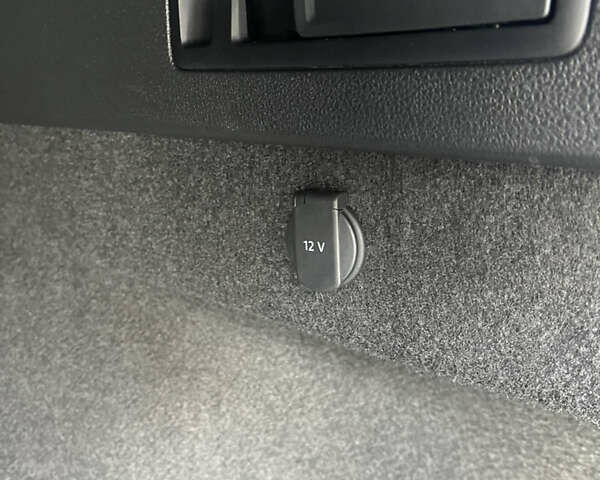 Черный Фольксваген Пассат, объемом двигателя 1.97 л и пробегом 211 тыс. км за 24490 $, фото 28 на Automoto.ua