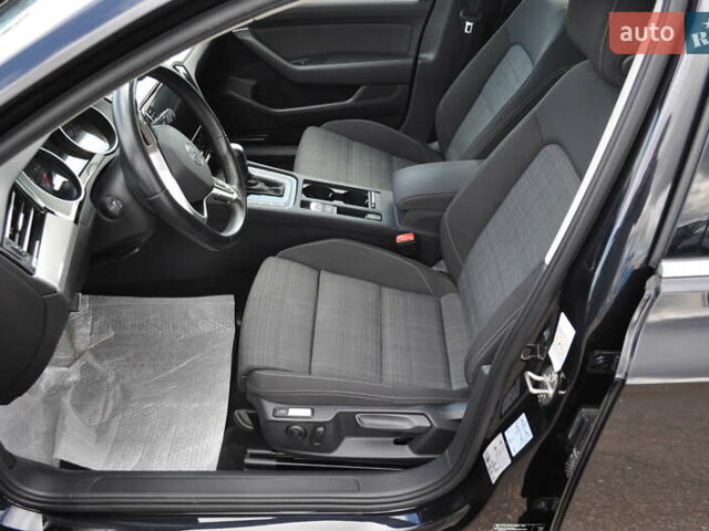 Черный Фольксваген Пассат, объемом двигателя 1.97 л и пробегом 152 тыс. км за 26500 $, фото 49 на Automoto.ua