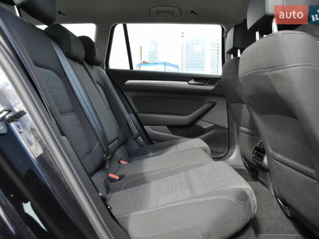 Черный Фольксваген Пассат, объемом двигателя 1.97 л и пробегом 152 тыс. км за 26500 $, фото 42 на Automoto.ua