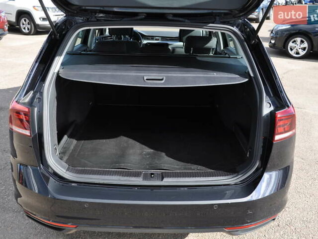 Черный Фольксваген Пассат, объемом двигателя 1.97 л и пробегом 152 тыс. км за 26500 $, фото 35 на Automoto.ua