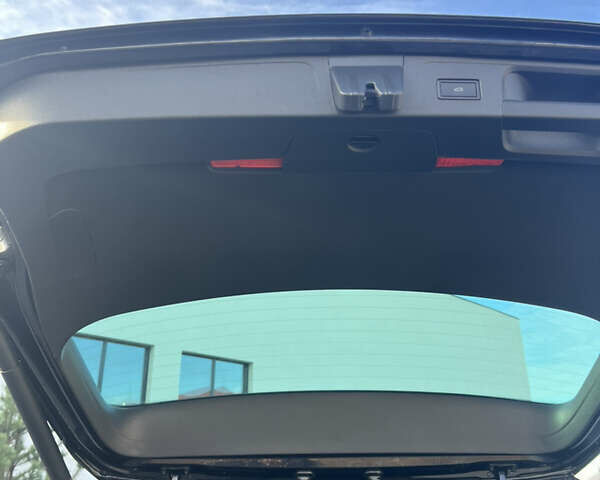 Черный Фольксваген Пассат, объемом двигателя 1.97 л и пробегом 211 тыс. км за 24490 $, фото 27 на Automoto.ua