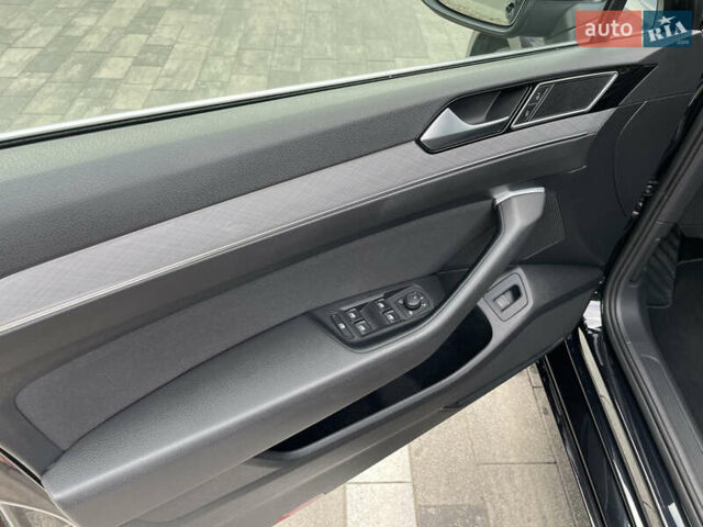 Черный Фольксваген Пассат, объемом двигателя 2 л и пробегом 205 тыс. км за 19999 $, фото 23 на Automoto.ua