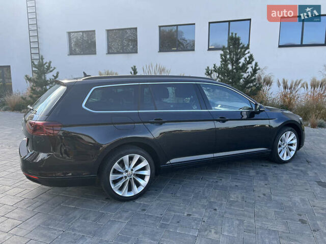 Черный Фольксваген Пассат, объемом двигателя 1.97 л и пробегом 211 тыс. км за 24490 $, фото 6 на Automoto.ua