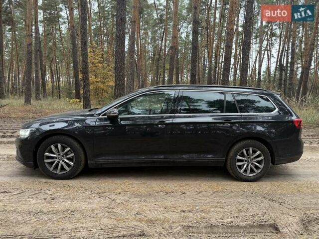 Черный Фольксваген Пассат, объемом двигателя 1.4 л и пробегом 31 тыс. км за 35000 $, фото 2 на Automoto.ua