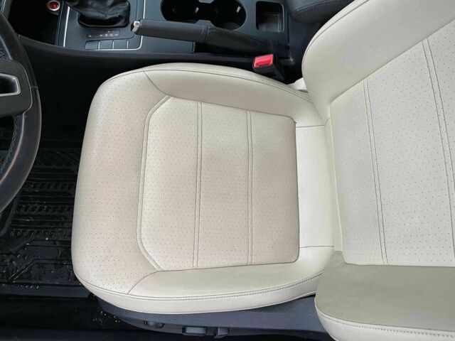 Чорний Фольксваген Пассат, об'ємом двигуна 0 л та пробігом 167 тис. км за 10000 $, фото 15 на Automoto.ua