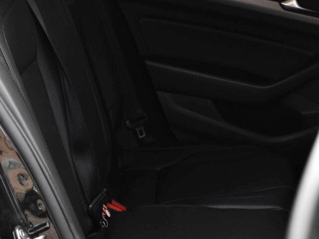 Черный Фольксваген Пассат, объемом двигателя 2 л и пробегом 240 тыс. км за 15450 $, фото 16 на Automoto.ua