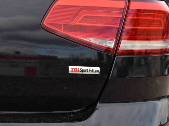 Черный Фольксваген Пассат, объемом двигателя 2 л и пробегом 240 тыс. км за 15450 $, фото 3 на Automoto.ua