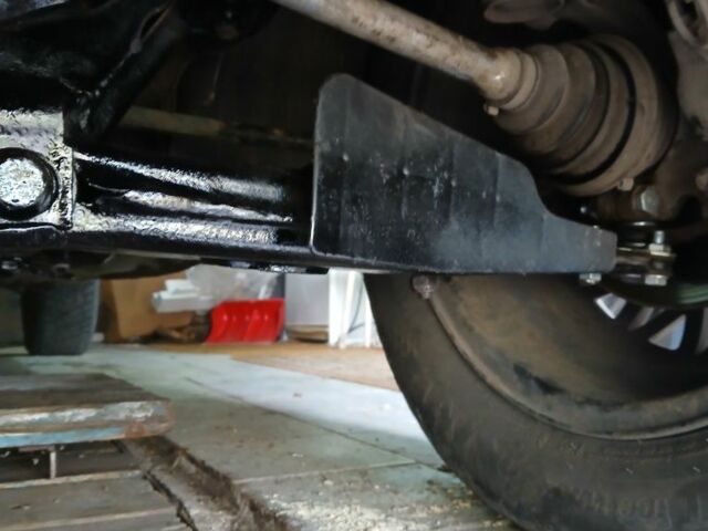 Фиолетовый Фольксваген Пассат, объемом двигателя 1.8 л и пробегом 444 тыс. км за 1800 $, фото 8 на Automoto.ua