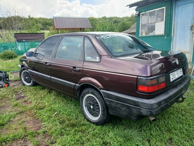 Фиолетовый Фольксваген Пассат, объемом двигателя 1.8 л и пробегом 444 тыс. км за 1800 $, фото 3 на Automoto.ua