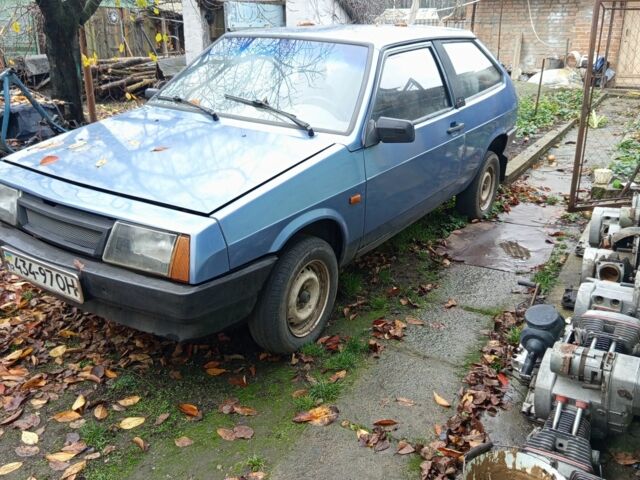 Фіолетовий Фольксваген Пассат, об'ємом двигуна 2 л та пробігом 100 тис. км за 1778 $, фото 10 на Automoto.ua