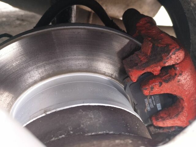 Фиолетовый Фольксваген Пассат, объемом двигателя 2 л и пробегом 316 тыс. км за 1700 $, фото 13 на Automoto.ua