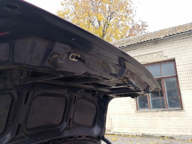 Фиолетовый Фольксваген Пассат, объемом двигателя 2 л и пробегом 316 тыс. км за 1700 $, фото 21 на Automoto.ua