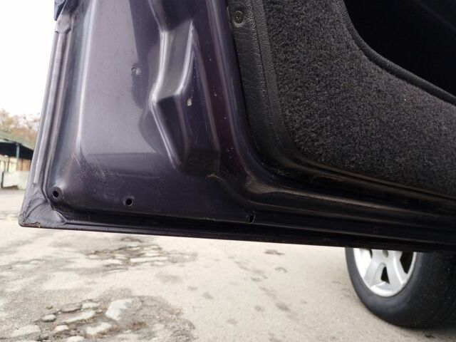 Фиолетовый Фольксваген Пассат, объемом двигателя 2 л и пробегом 316 тыс. км за 1700 $, фото 23 на Automoto.ua