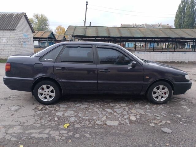 Фиолетовый Фольксваген Пассат, объемом двигателя 2 л и пробегом 316 тыс. км за 1700 $, фото 4 на Automoto.ua