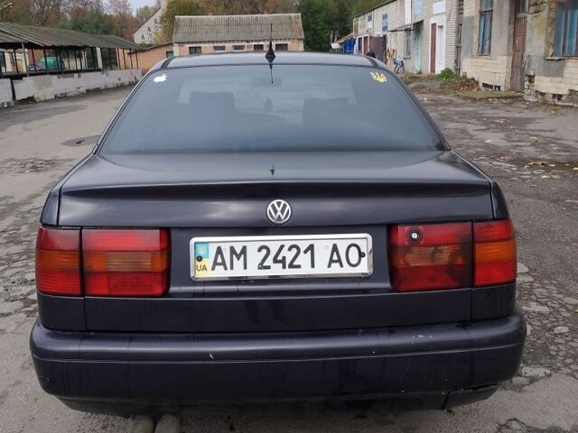 Фиолетовый Фольксваген Пассат, объемом двигателя 2 л и пробегом 316 тыс. км за 1700 $, фото 6 на Automoto.ua