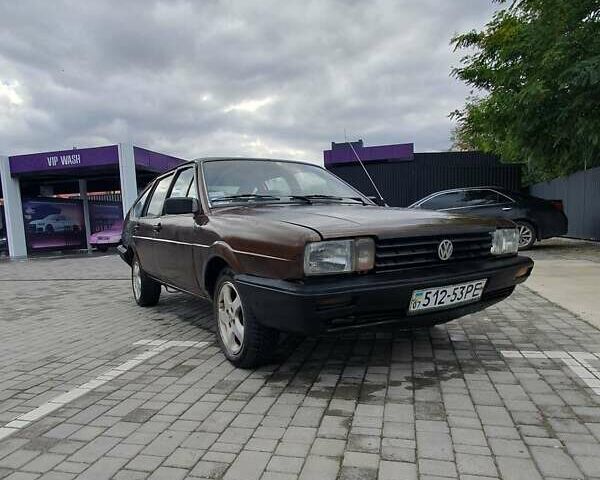 Коричневий Фольксваген Пассат, об'ємом двигуна 1.6 л та пробігом 480 тис. км за 1800 $, фото 5 на Automoto.ua