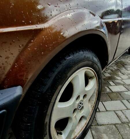 Коричневий Фольксваген Пассат, об'ємом двигуна 1.6 л та пробігом 480 тис. км за 1800 $, фото 11 на Automoto.ua