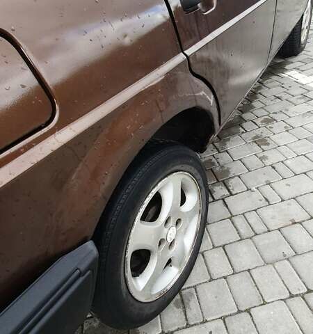 Коричневий Фольксваген Пассат, об'ємом двигуна 1.6 л та пробігом 480 тис. км за 1800 $, фото 9 на Automoto.ua