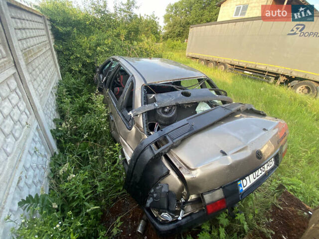 Коричневый Фольксваген Пассат, объемом двигателя 1.8 л и пробегом 240 тыс. км за 900 $, фото 7 на Automoto.ua