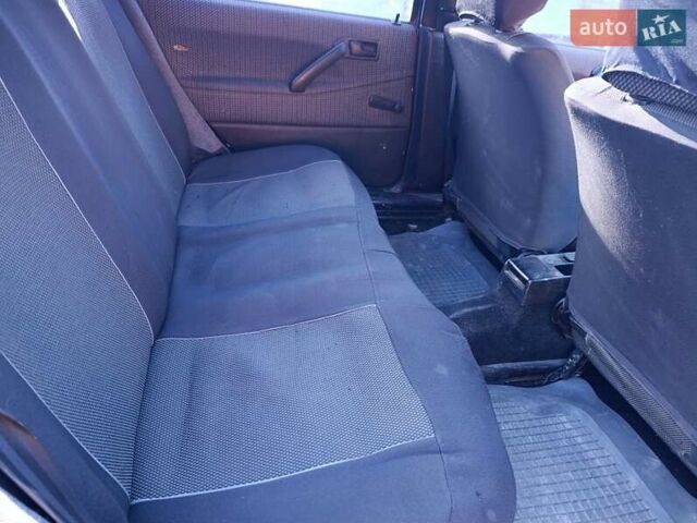 Коричневый Фольксваген Пассат, объемом двигателя 1.8 л и пробегом 328 тыс. км за 1700 $, фото 17 на Automoto.ua