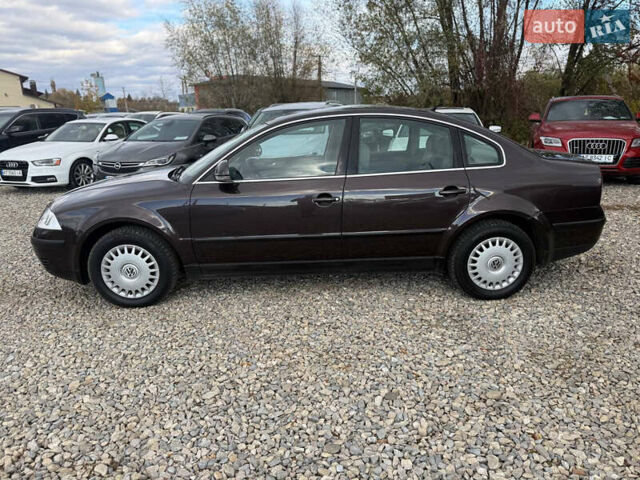 Фольксваген Пассат 2004 в Коломые на Automoto.ua Коричневый Фольксваген Пассат, объемом двигателя 1.6 л и пробегом 138 тыс. км за 5999 $, фото 12 на Automoto.ua