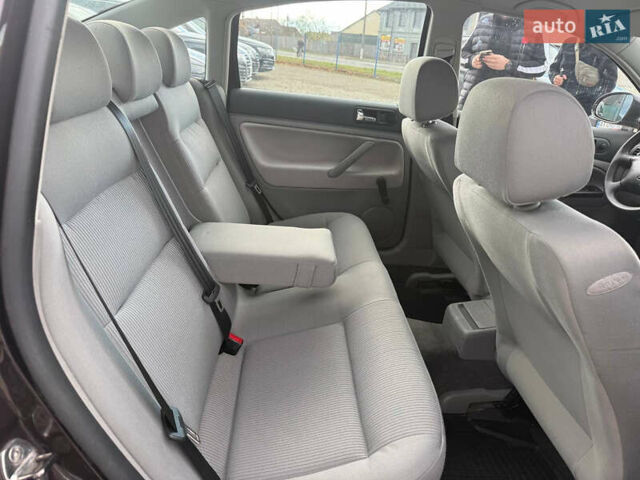 Фольксваген Пассат 2004 в Коломые на Automoto.ua Коричневый Фольксваген Пассат, объемом двигателя 1.6 л и пробегом 138 тыс. км за 5999 $, фото 23 на Automoto.ua