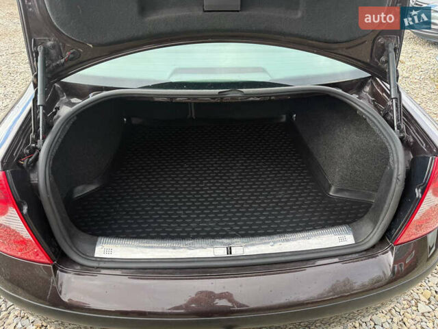 Фольксваген Пассат 2004 в Коломые на Automoto.ua Коричневый Фольксваген Пассат, объемом двигателя 1.6 л и пробегом 138 тыс. км за 5999 $, фото 26 на Automoto.ua