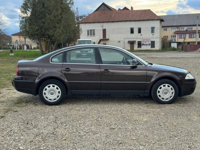 Коричневый Фольксваген Пассат, объемом двигателя 1.6 л и пробегом 138 тыс. км за 5100 $, фото 13 на Automoto.ua