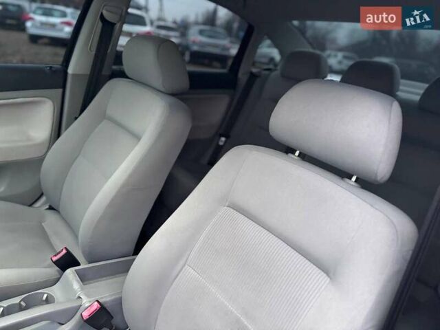 Коричневый Фольксваген Пассат, объемом двигателя 0 л и пробегом 138 тыс. км за 5799 $, фото 13 на Automoto.ua