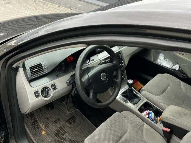 Коричневий Фольксваген Пассат, об'ємом двигуна 2 л та пробігом 350 тис. км за 5000 $, фото 7 на Automoto.ua