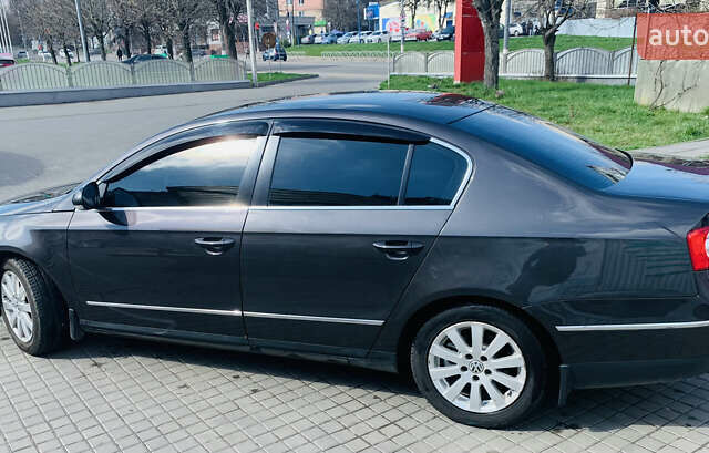 Коричневый Фольксваген Пассат, объемом двигателя 1.6 л и пробегом 180 тыс. км за 5900 $, фото 14 на Automoto.ua