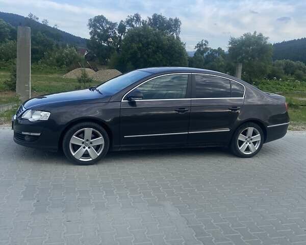 Коричневый Фольксваген Пассат, объемом двигателя 1.98 л и пробегом 240 тыс. км за 6100 $, фото 4 на Automoto.ua