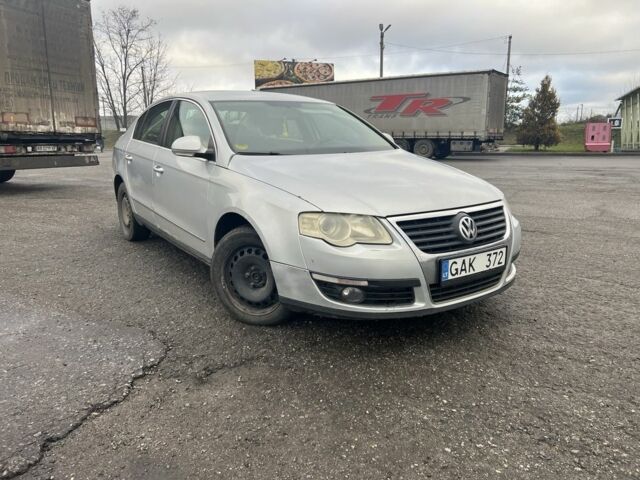 Коричневый Фольксваген Пассат, объемом двигателя 0 л и пробегом 280 тыс. км за 1750 $, фото 1 на Automoto.ua