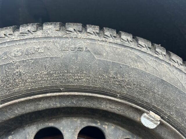 Коричневый Фольксваген Пассат, объемом двигателя 0 л и пробегом 280 тыс. км за 1750 $, фото 7 на Automoto.ua