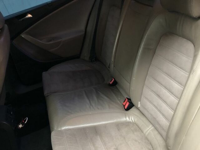 Коричневый Фольксваген Пассат, объемом двигателя 1.9 л и пробегом 196 тыс. км за 5200 $, фото 7 на Automoto.ua