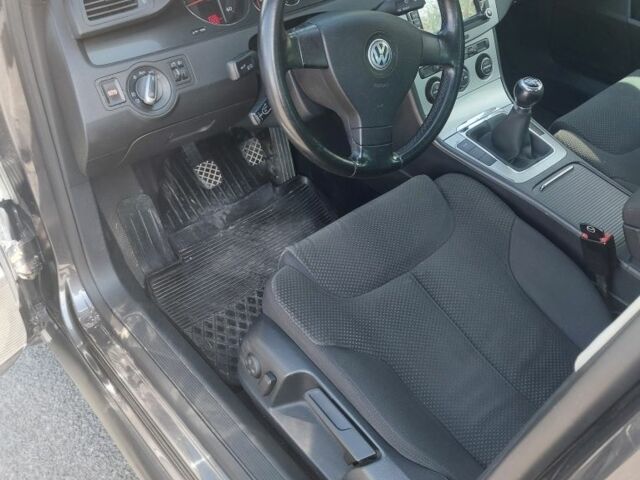 Коричневий Фольксваген Пассат, об'ємом двигуна 2 л та пробігом 188 тис. км за 6700 $, фото 15 на Automoto.ua