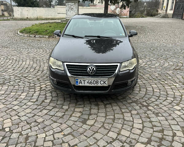 Коричневий Фольксваген Пассат, об'ємом двигуна 1.6 л та пробігом 328 тис. км за 5300 $, фото 1 на Automoto.ua