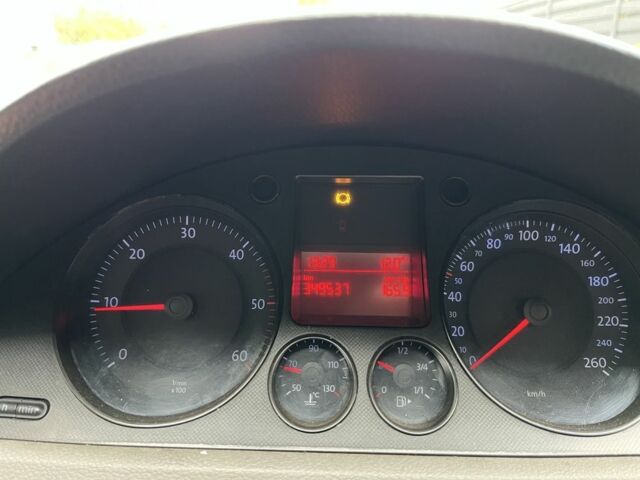 Коричневий Фольксваген Пассат, об'ємом двигуна 2 л та пробігом 350 тис. км за 5000 $, фото 6 на Automoto.ua