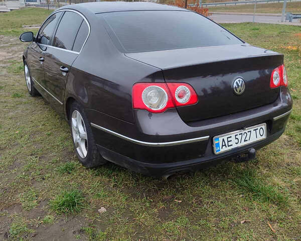 Коричневый Фольксваген Пассат, объемом двигателя 1.6 л и пробегом 350 тыс. км за 5800 $, фото 7 на Automoto.ua