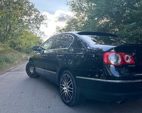 Коричневий Фольксваген Пассат, об'ємом двигуна 3.2 л та пробігом 197 тис. км за 6500 $, фото 8 на Automoto.ua