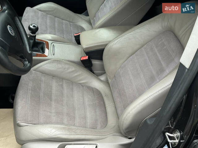 Коричневий Фольксваген Пассат, об'ємом двигуна 1.6 л та пробігом 270 тис. км за 6200 $, фото 19 на Automoto.ua