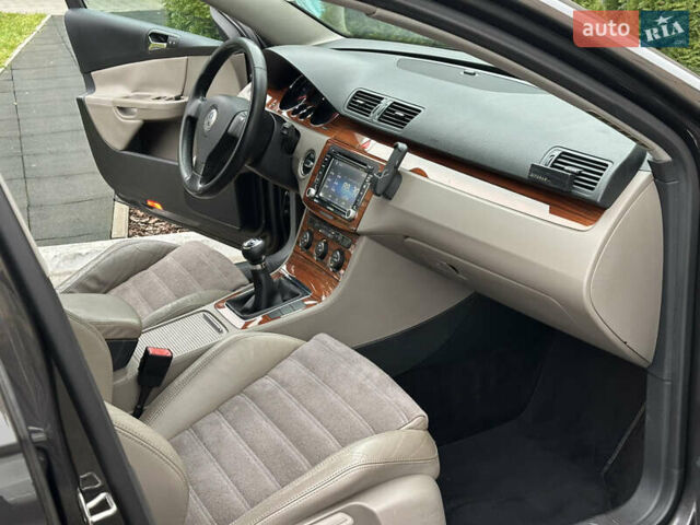 Коричневий Фольксваген Пассат, об'ємом двигуна 1.6 л та пробігом 270 тис. км за 6200 $, фото 25 на Automoto.ua