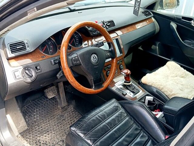 Коричневый Фольксваген Пассат, объемом двигателя 2 л и пробегом 297 тыс. км за 4500 $, фото 1 на Automoto.ua